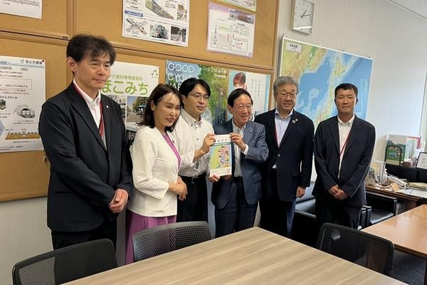 要望活動を活動を行う市長