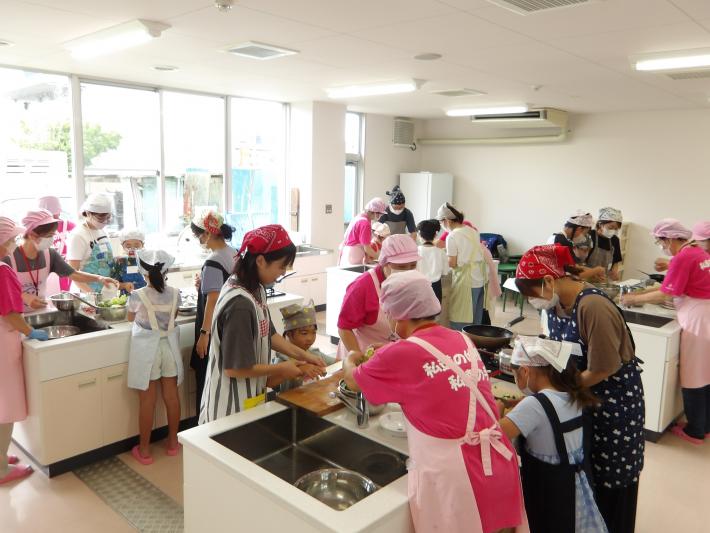 親子料理教室の様子