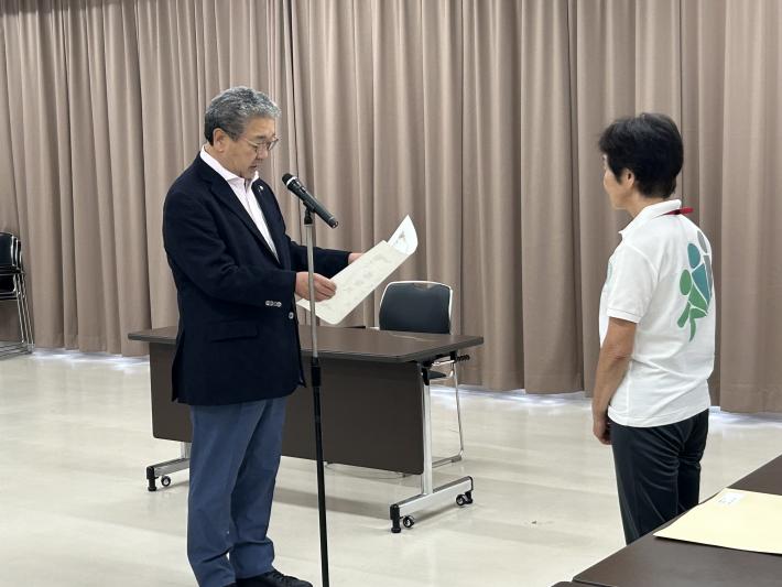 感謝状贈呈の様子です